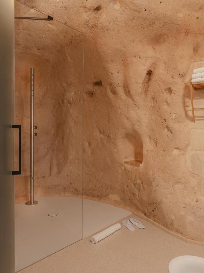 Deluxe Junior Suite Cave