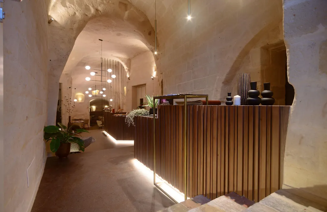 Le Malve Cave Retreat-1