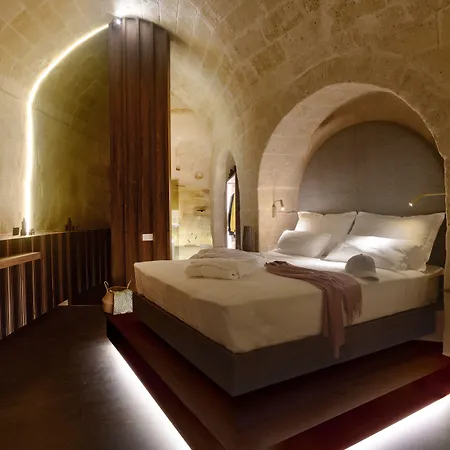 Le Malve Cave Retreat-3